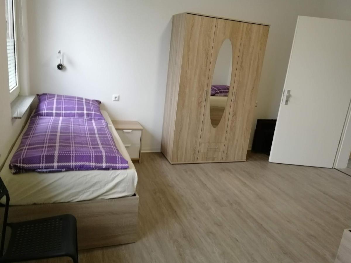 Haupthaus Moeblierte Zimmer Mit Eigenem Bad Uelzen Εξωτερικό φωτογραφία