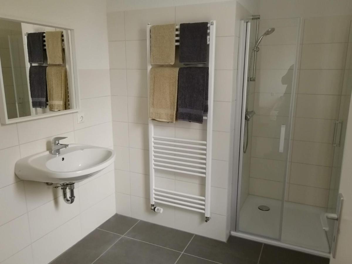 Haupthaus Moeblierte Zimmer Mit Eigenem Bad Uelzen Εξωτερικό φωτογραφία