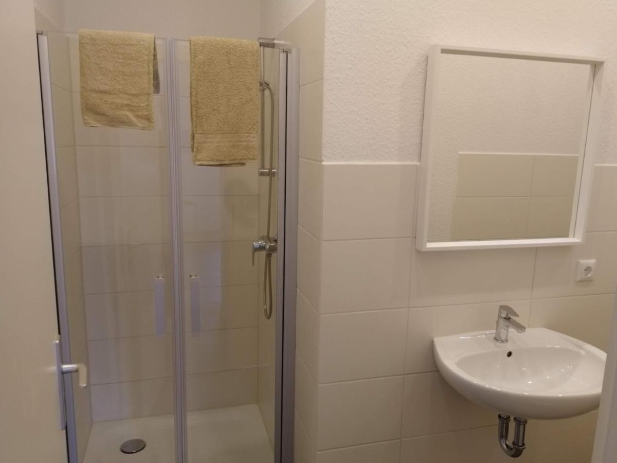 Haupthaus Moeblierte Zimmer Mit Eigenem Bad Uelzen Εξωτερικό φωτογραφία